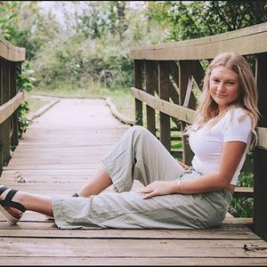 Meet your Posher, Madison